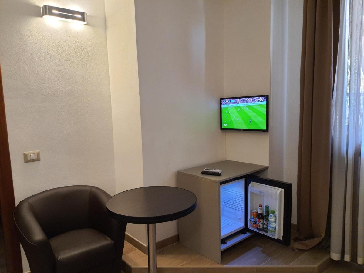 Al Pez Exclusive Rooms Olbia Exterior photo